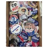 Campaign buttons, Clinton, bush Reagan