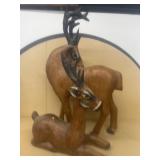 Papier-mï¿½chï¿½ Store deer display