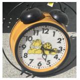 Large Garfield clock