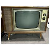 MCM RCA Victor Vintage floor model TV