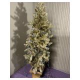 6 foot light of gold Christmas tree