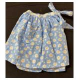 Daisy Print Apron