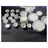 Creative dish set