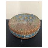 Sewing basket with content