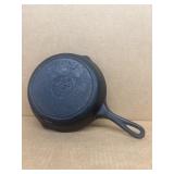 Lodge cast iron skillet