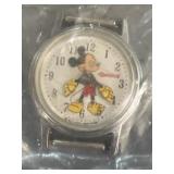 Mickey Mouse watch does work no band