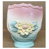 Hull Water Lily vase, L-6-6 1/2", matte