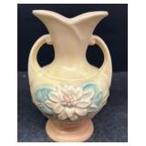 Hull Water Lily vase L25 1/2