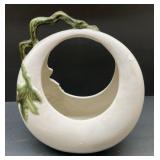 Hull TOKAY moon basket