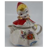 Hull "Little Red Riding Hood" Teapot