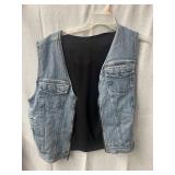 Harley Davidson, denim vest size medium