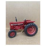 International Farmall 656