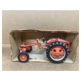 1948 ALLIS CHALMERS 1/16 scale G autographed by