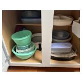 Tupperware contents of cabinet-LOCAL PICKUP ONLY