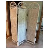 Wicker Dressing screen