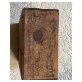 California raisin wooden crate