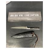 Medieval toothpick knife