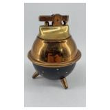 Footed Kettle table lighter