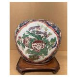 Oriental urn