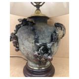 Decorative table lamp, grape pattern