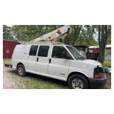 2003 Chevrolet Bucket Van Lift * Title *