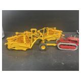 International diesel toy tractor with CARRYALL