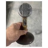 Microphone