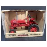 Ertl Farmall cub. Tractor