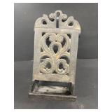 Cast-iron match holder