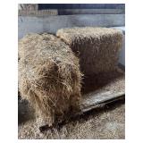 (4) bales hay
