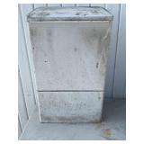 Scott towel holder