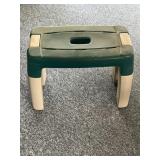 Plastic stepstool