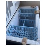 Chest type deep freeze