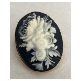 Cameo pin