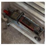 Small floor, jack
