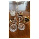 Crystal like figurines