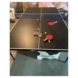 Ping-pong table