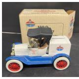 Ertl 1918 Ford Model-T Runabout w/orig. box