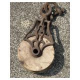 Barn pulley
