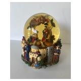 Musical Christmas nativity globe