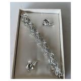 Bracelet and earrings