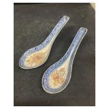Decorative spoon rest