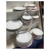 Banquet, porcelain dishes