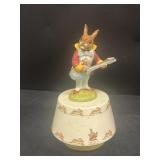 Bunny kin's musical figure