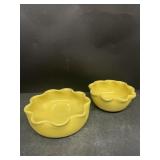Bybee pot, ruffled bowls