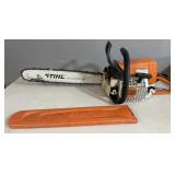 STIHL MS-250 chainsaw