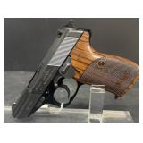 Walther P5 Germany handgun 046897