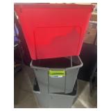Storage totes