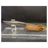Folding hunting knife