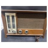 Zenith AM/FM radio
